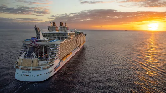 rci-oasis-of-the-seas-heckansicht Oasis of the Seas