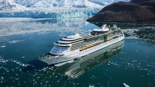 Royal Caribbean Radiance auf the Seas im Eis