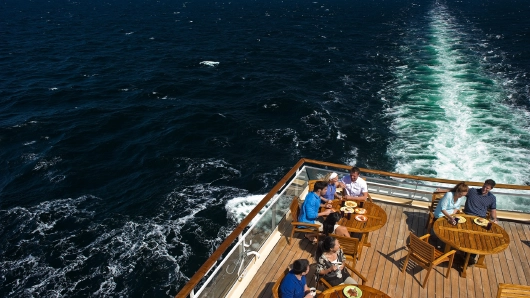 celebrity-constellation-fruehstueck-an-deck Celebrity Constellation Frühstück an Deck