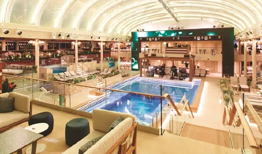 Indoor Pool auf Costa Semeralda