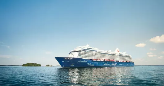 Mein Schiff 6 Seitenansicht