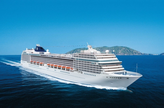 MSC Cruises MSC Poesia auf See Seitenansicht