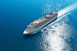 MSC Divina Blick von oben auf das Schiff
